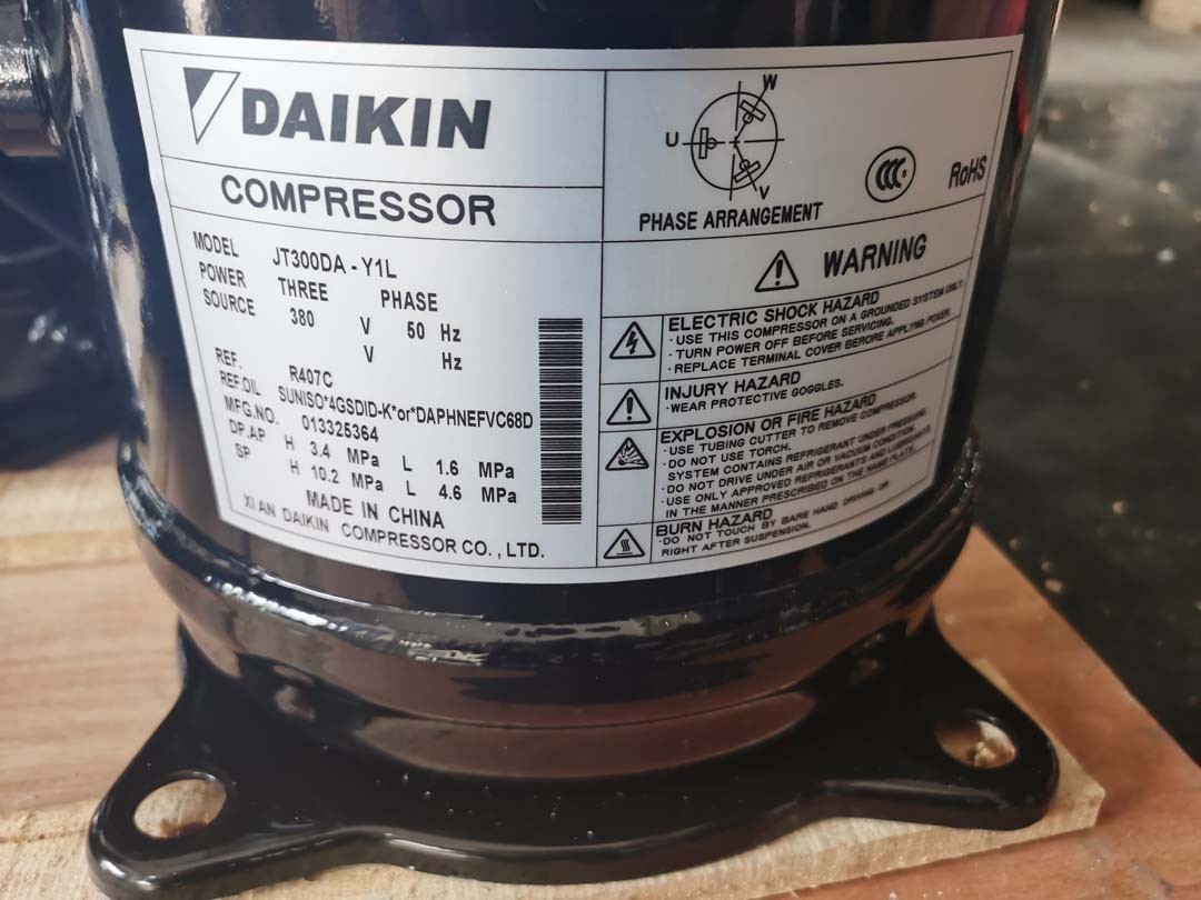 JT300DA-Y1L DAIKIN Refrigeration Compressor